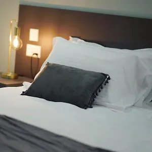 https://guest-house-capital-inn.hotelssaintjulians.com